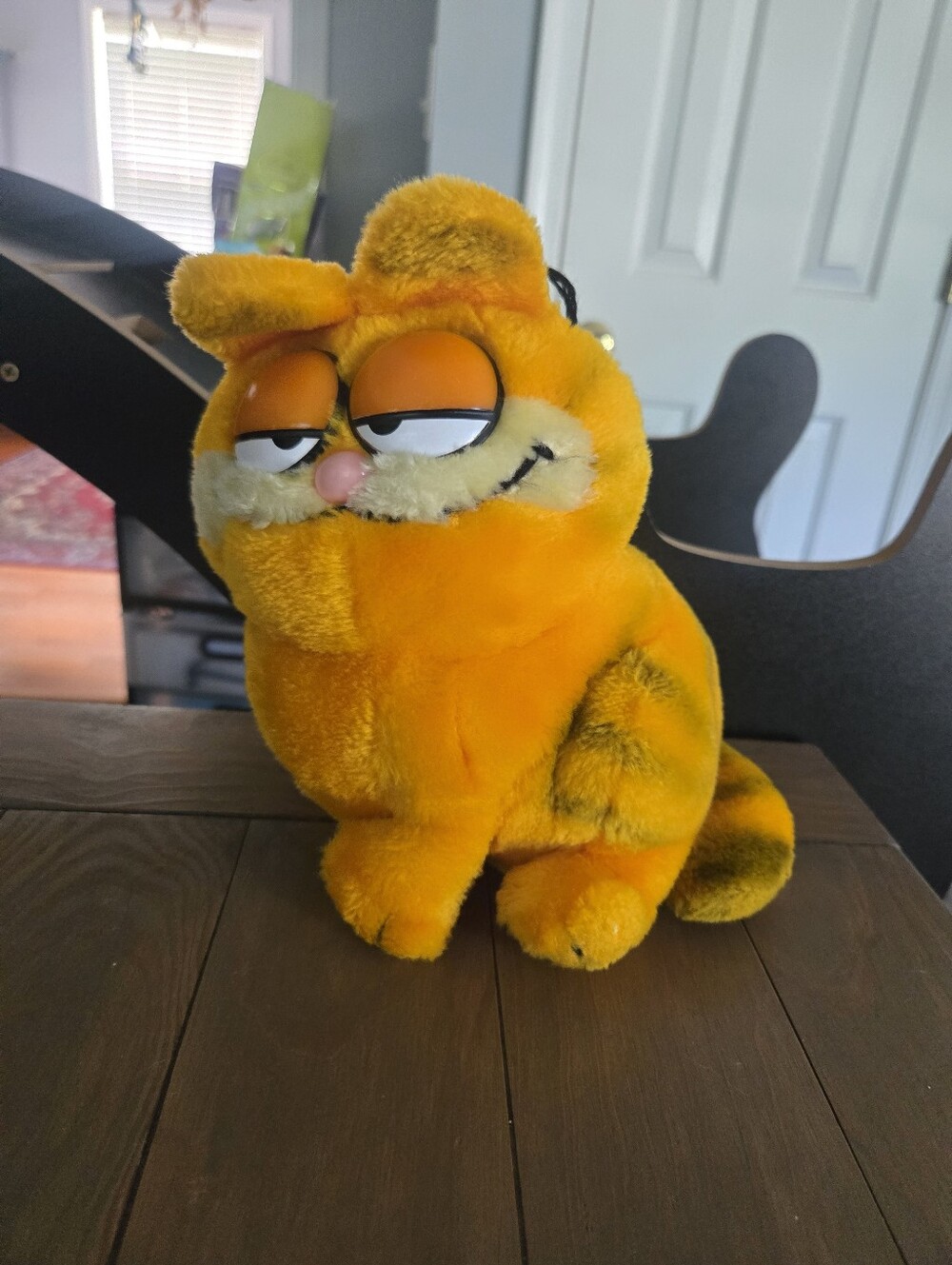 Vintage 1981 Garfield Cat Sitting Plush R. Dakin & Co